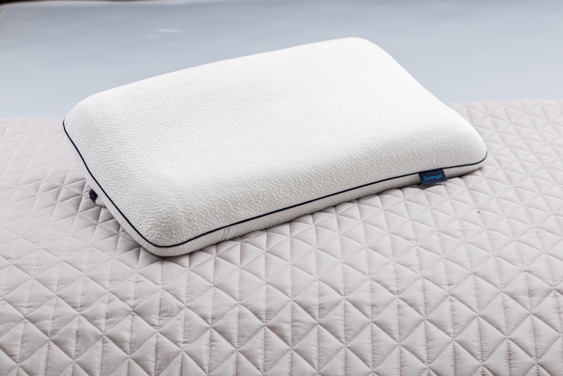 Technogel Contour Cooling Gel Pillow
